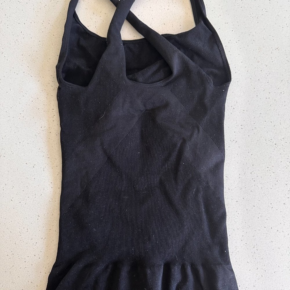 Maternity Support Crossback Tank - Picture 4 of 4